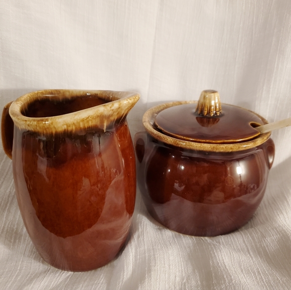 Vintage Hull Pottery Brown Drip Glaze Sugar Pot w/lid & Spoon | Creamer - Picture 3 of 16